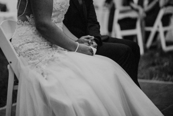 عرس غير مكتمل